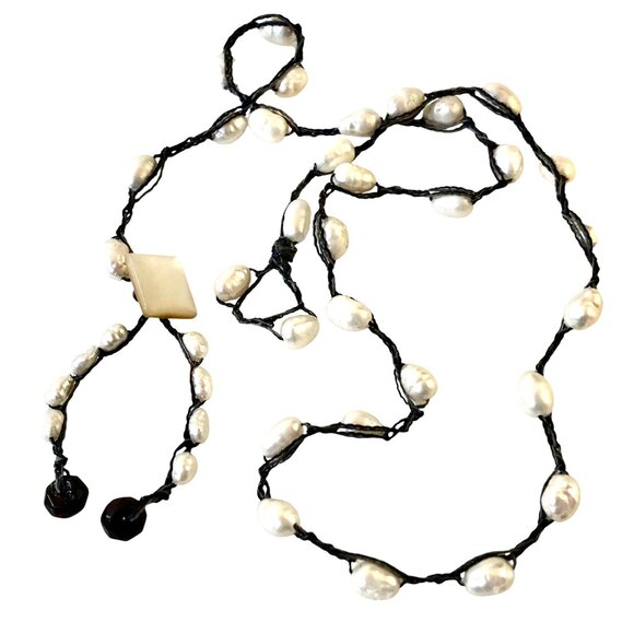 Hand Crafted Crochet Necklace with Shell Beads Vintage Button Lariat - Picture 9 of 11